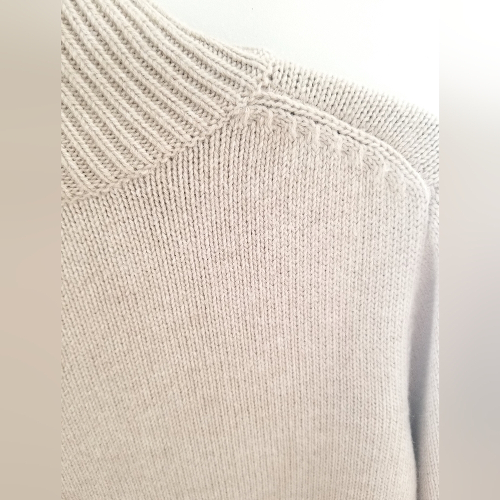 Evernew Mock Neck Sweater Sz L New Condition - Picture 4 of 6